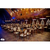 Club 4 Seasons -Sat de Vacanta, Vartop